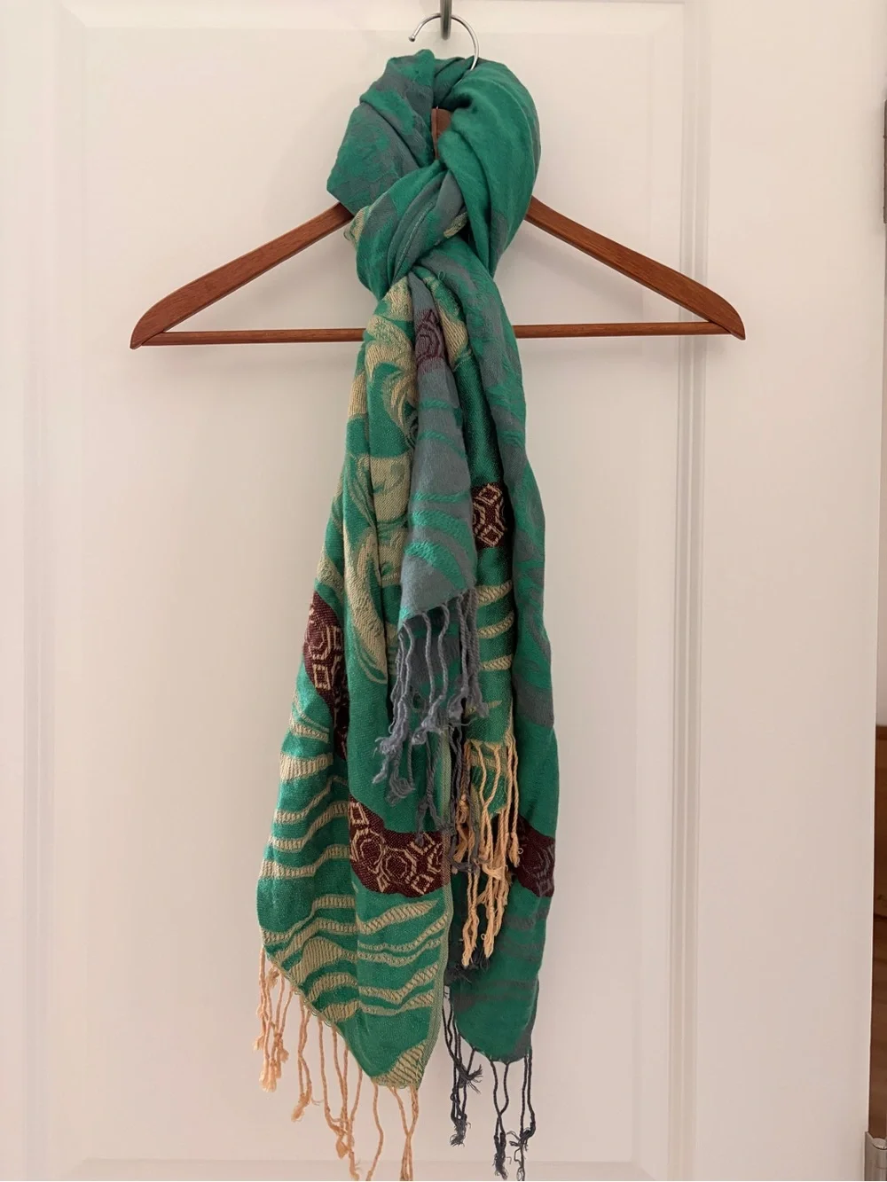 Green Patterned Cotton Scarf / shawl with Fringe
